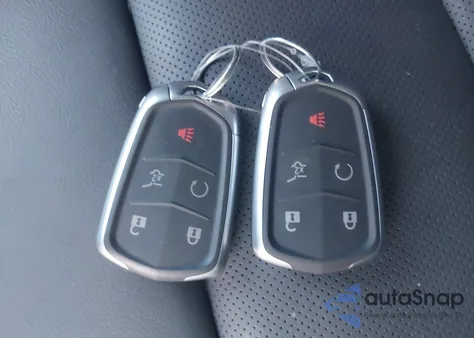 2025 Cadillac Xt6 Awd Sport z USA, uszkodzony, nr VIN 1GYKPGRS4SZ110866